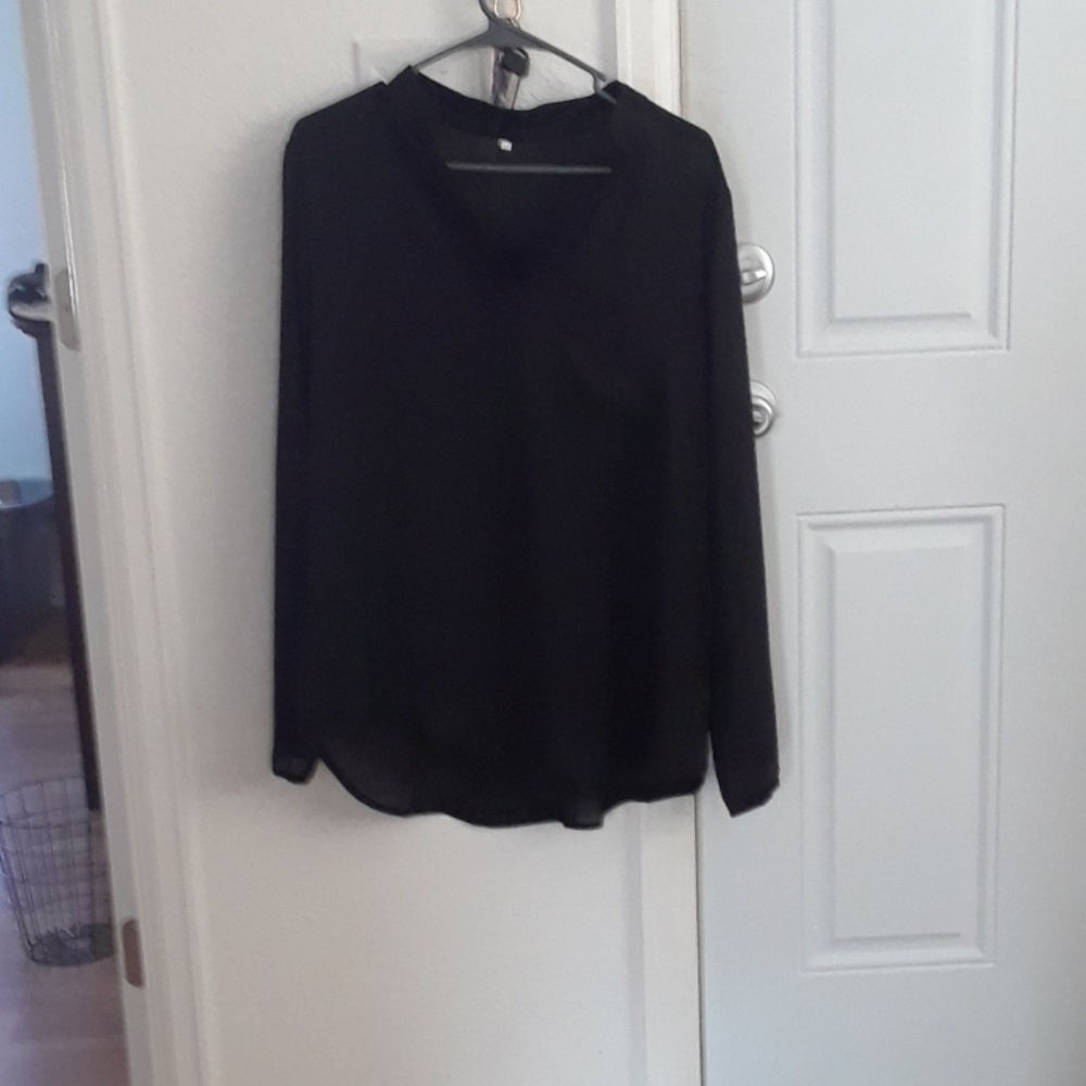 Beautiful black blouse with long sleeve